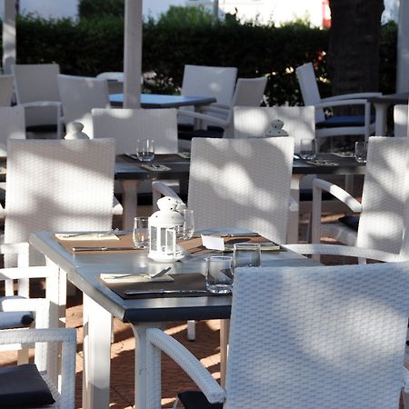 Resort Fior Di Sardegna Позада Екстериор снимка