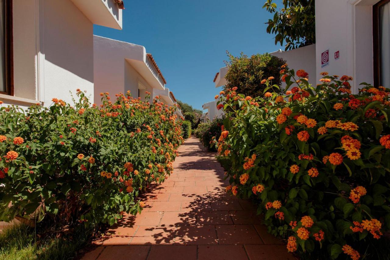 Resort Fior Di Sardegna Позада Екстериор снимка