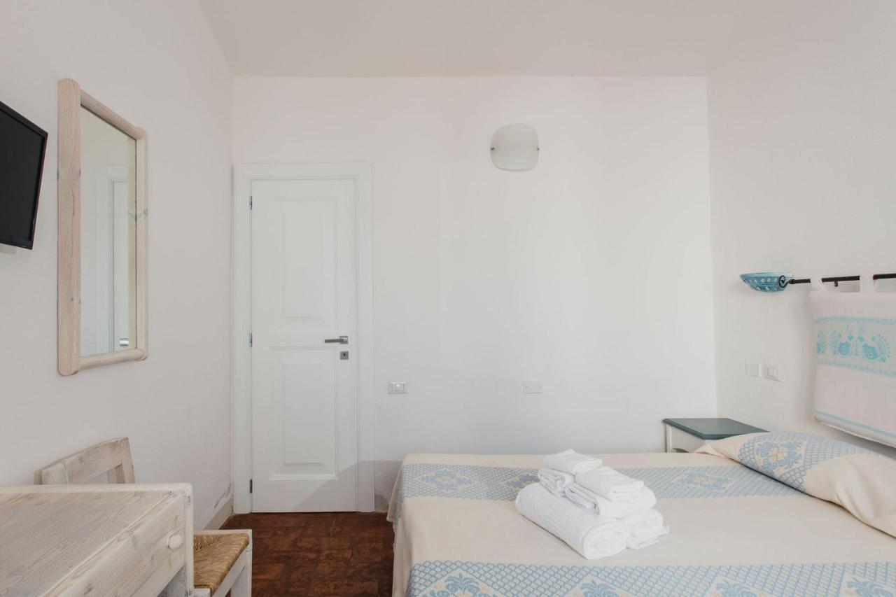 Resort Fior Di Sardegna Позада Екстериор снимка